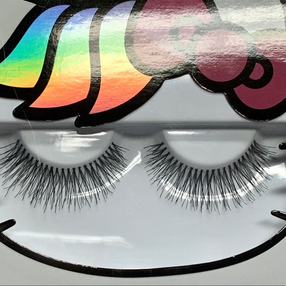 CREME HELLO KITTY LIMITED EDITION EYELASHES NIB - Picture 7 of 8